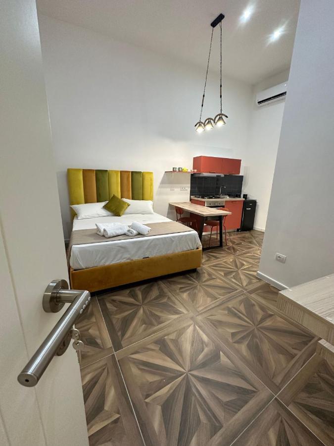 San Ferdinando Suite Room Neapel Exterior foto