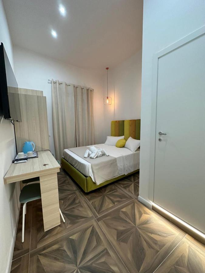 San Ferdinando Suite Room Neapel Exterior foto