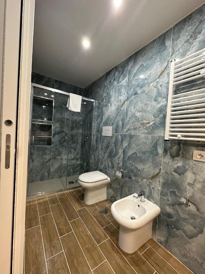 San Ferdinando Suite Room Neapel Exterior foto