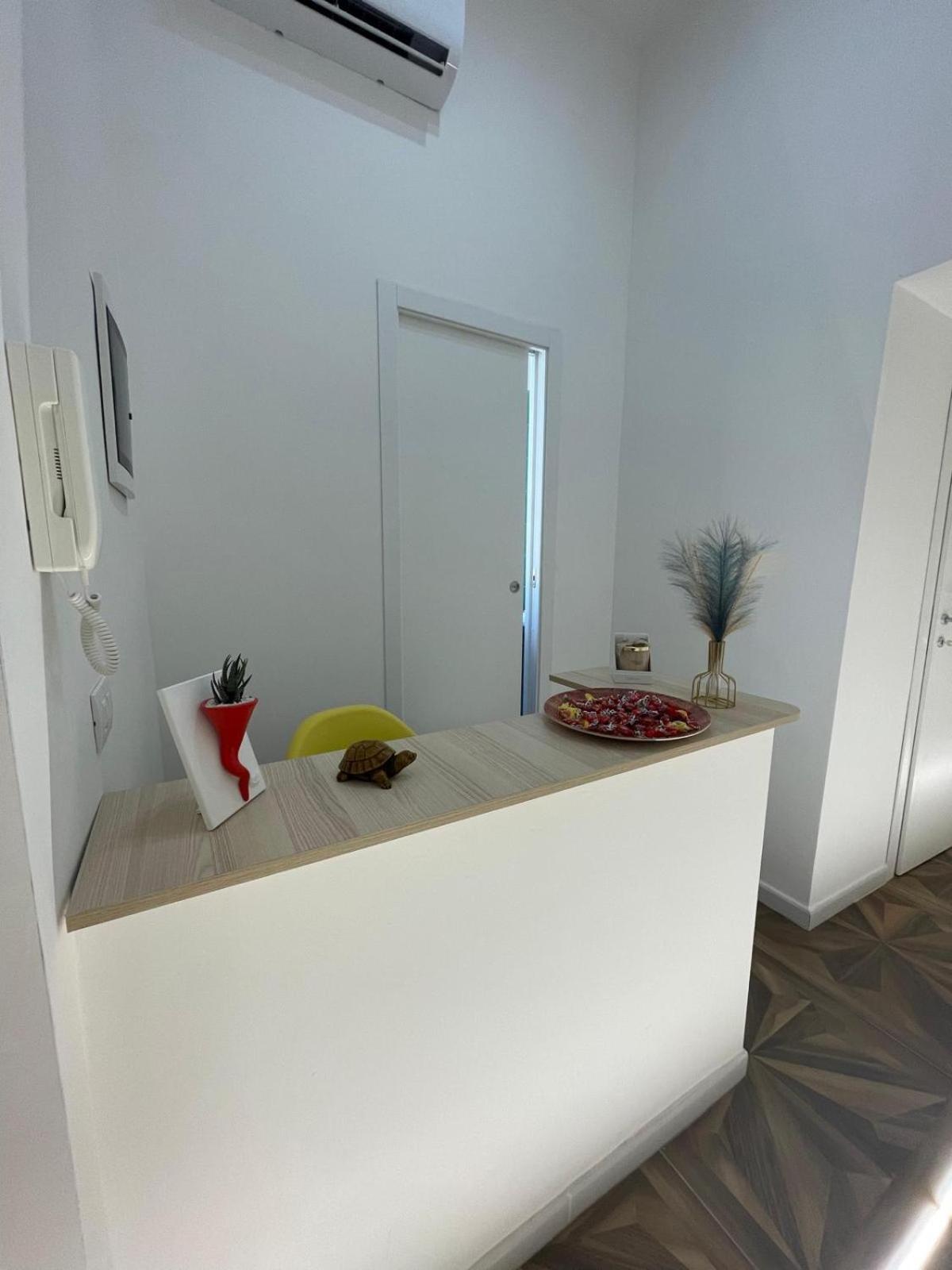 San Ferdinando Suite Room Neapel Exterior foto